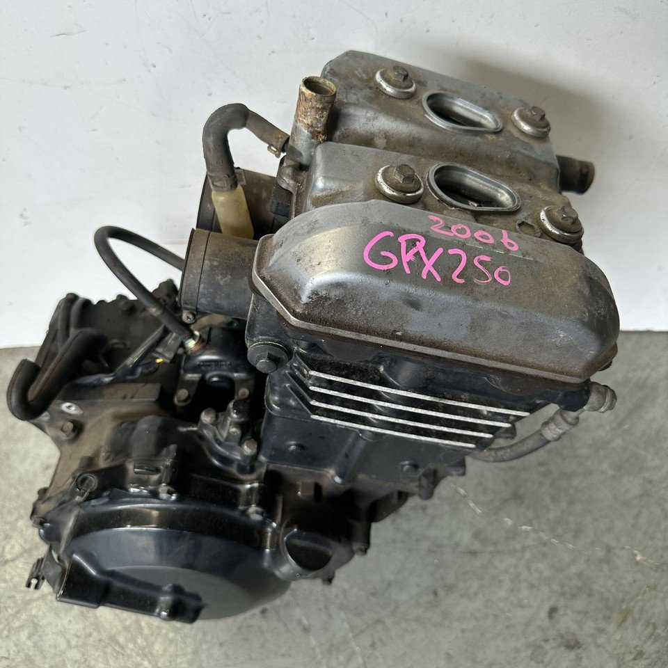 Mesin Motor Kawasaki Ninja GPX250 Bekas Copotan (8)